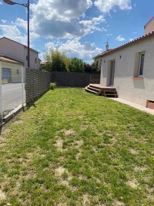 Maison Calme Dans Village Typique Du Sud 4 Etoiles Palau-del-Vidre Exterior foto
